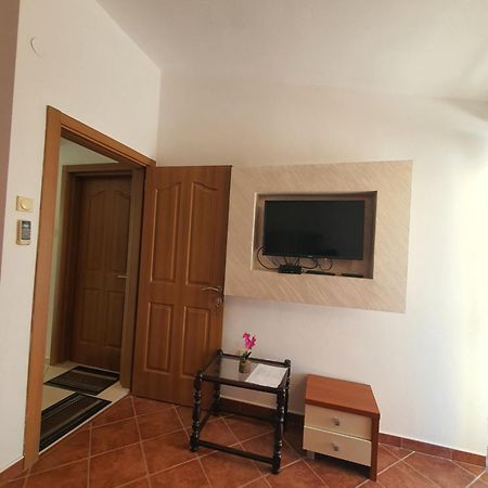 Apartments Petkovic Petrovac ภายนอก รูปภาพ