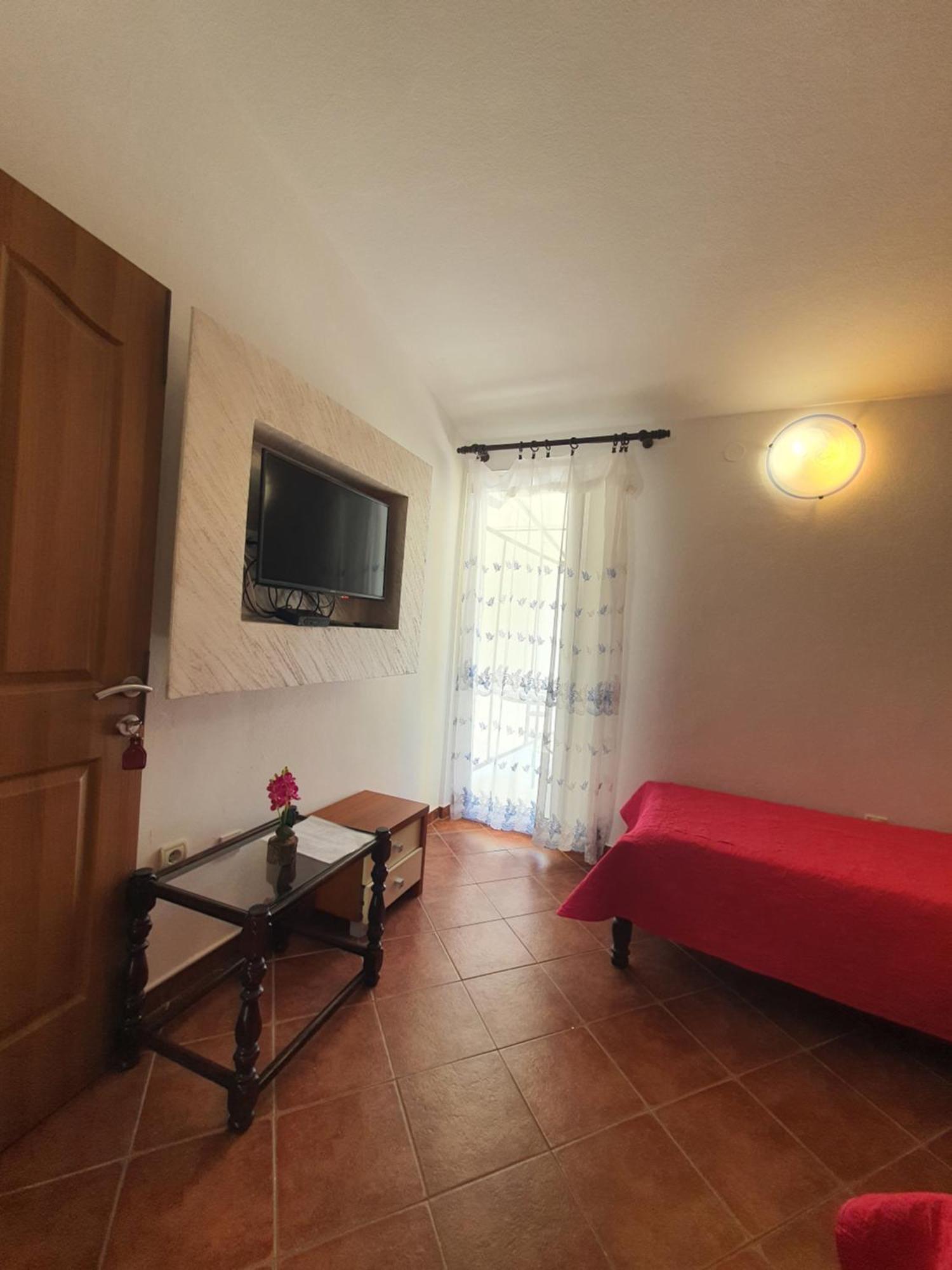 Apartments Petkovic Petrovac ภายนอก รูปภาพ