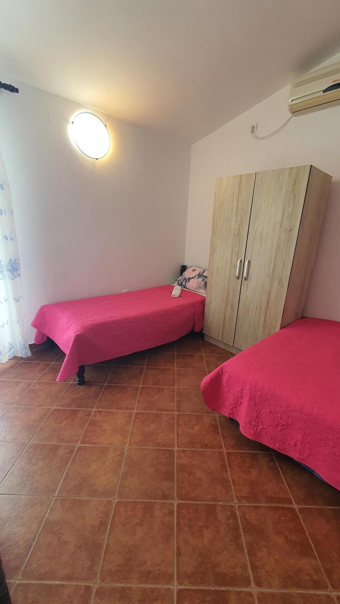 Apartments Petkovic Petrovac ภายนอก รูปภาพ