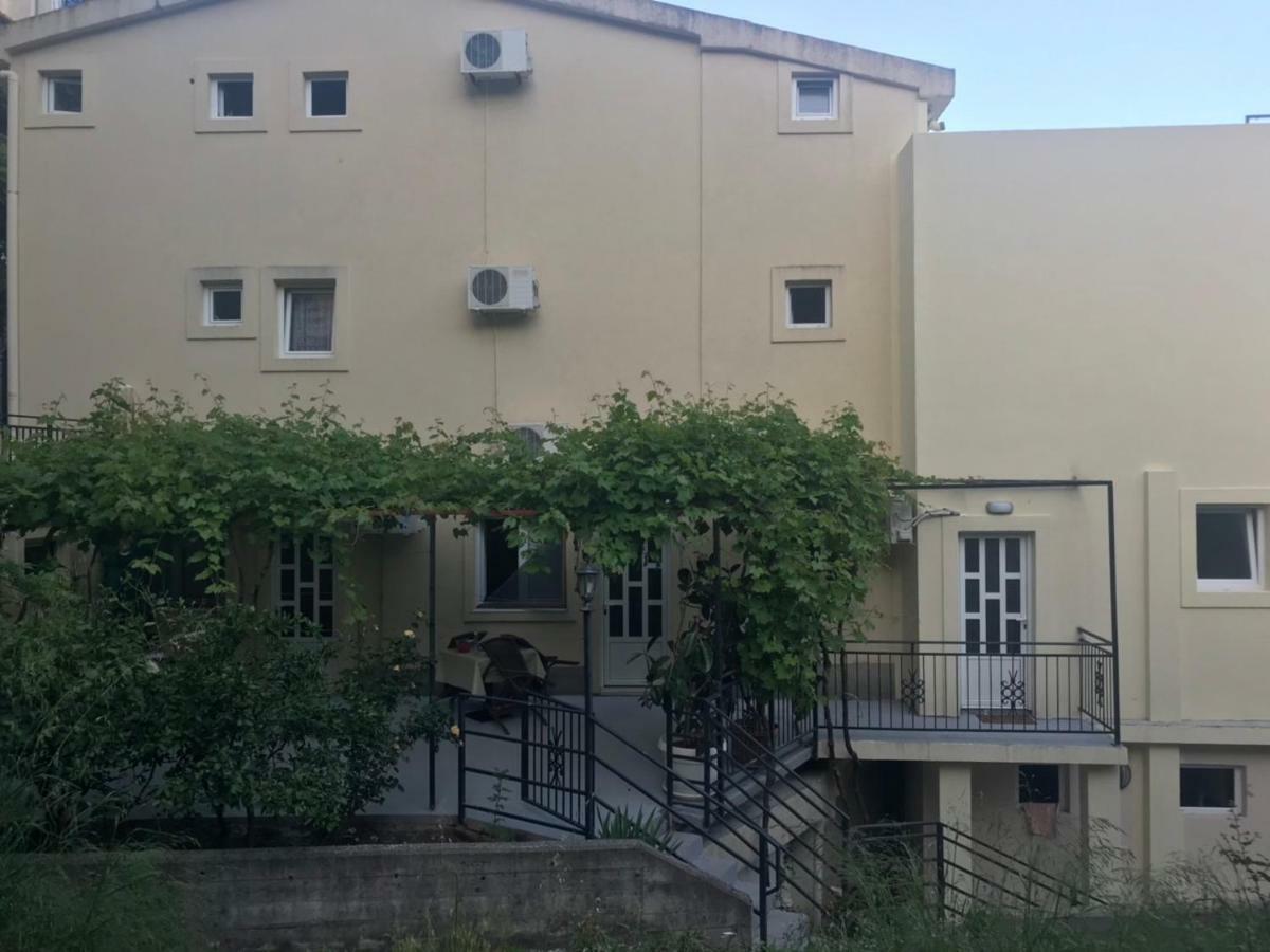 Apartments Petkovic Petrovac ภายนอก รูปภาพ