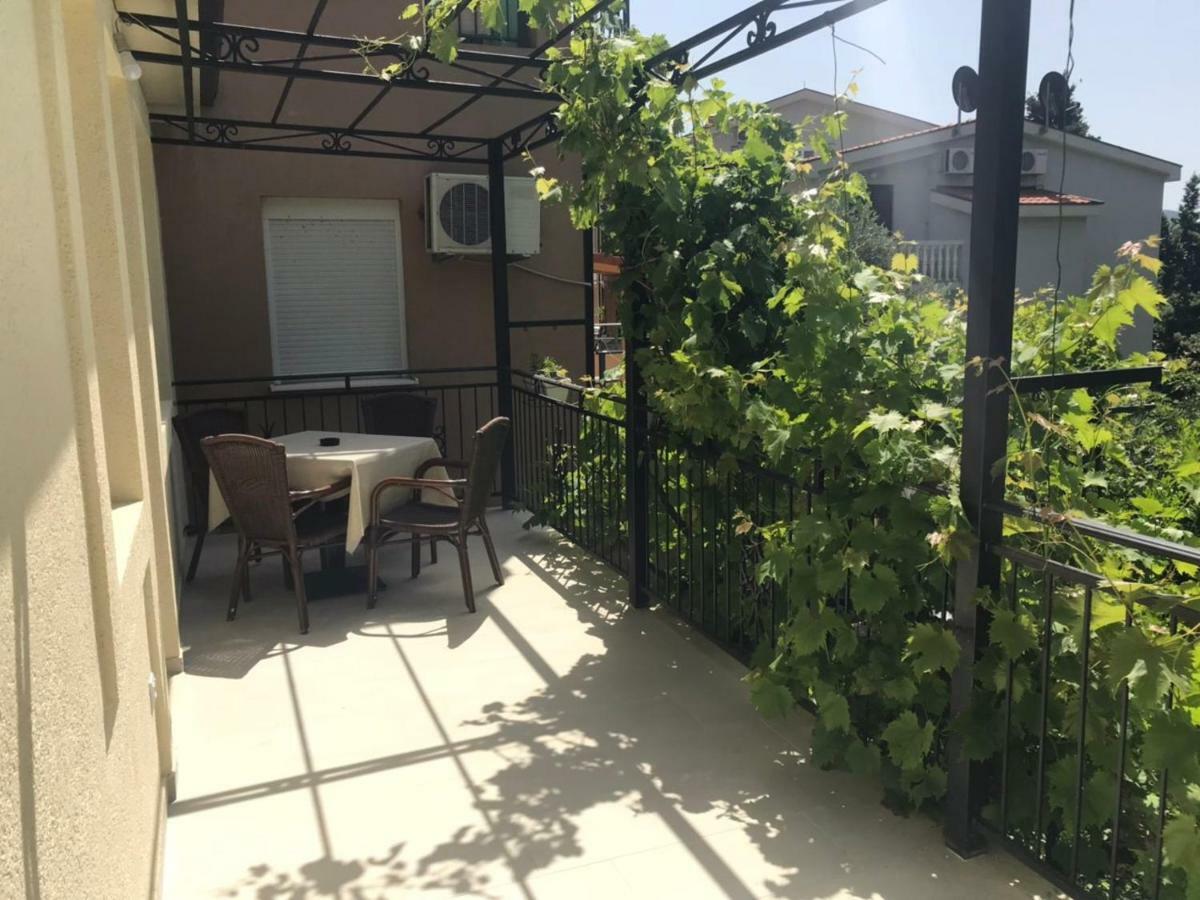 Apartments Petkovic Petrovac ภายนอก รูปภาพ