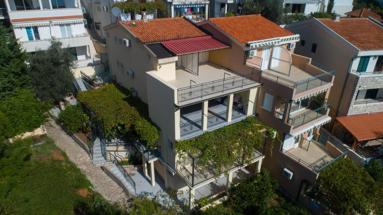 Apartments Petkovic Petrovac ภายนอก รูปภาพ