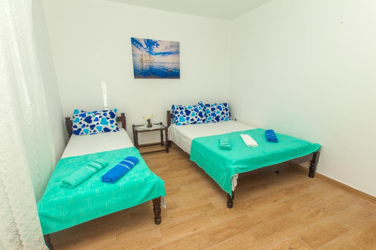 Apartments Petkovic Petrovac ภายนอก รูปภาพ