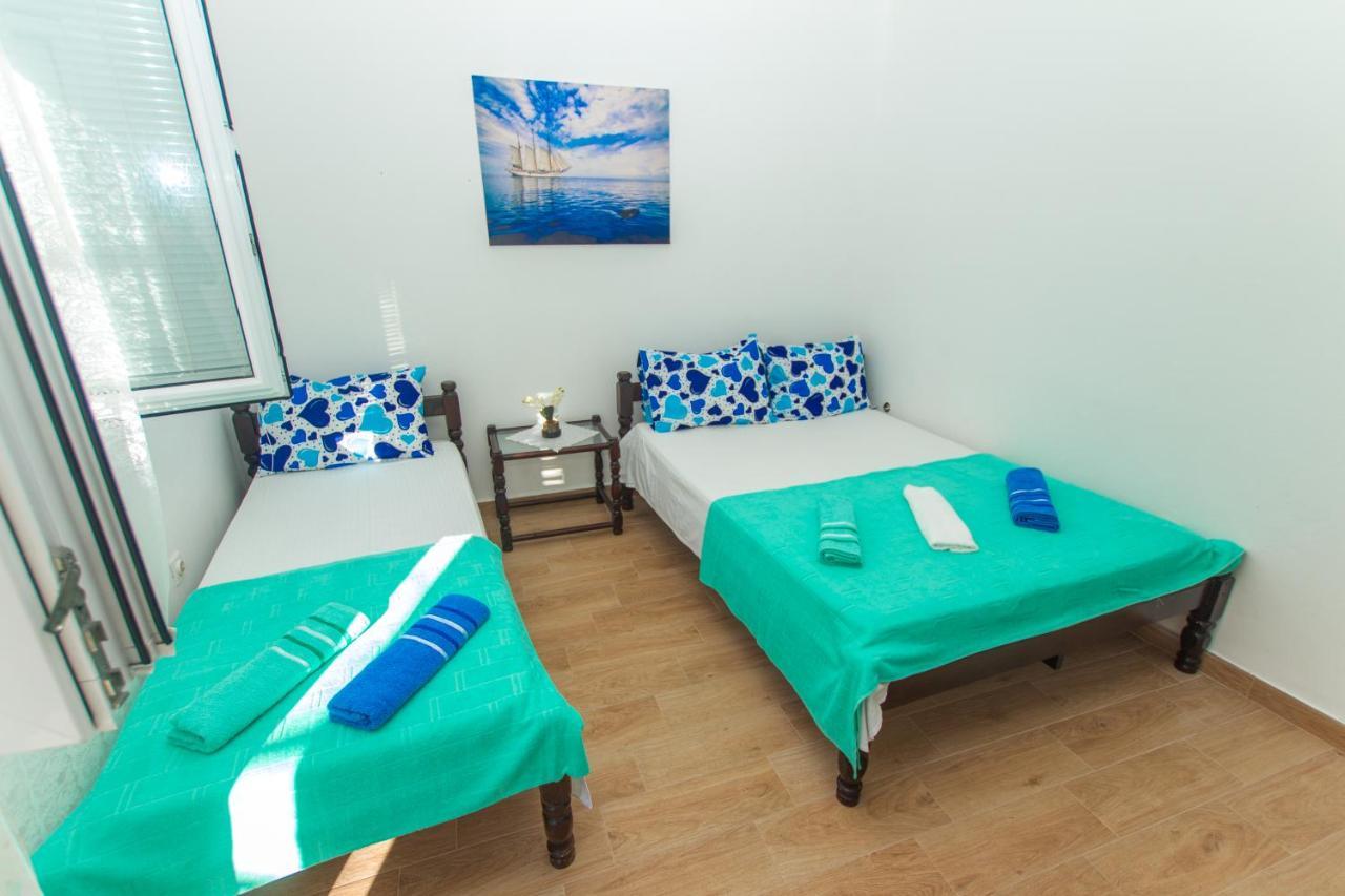 Apartments Petkovic Petrovac ภายนอก รูปภาพ
