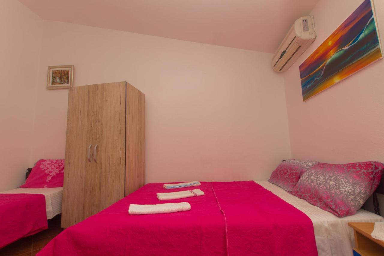 Apartments Petkovic Petrovac ภายนอก รูปภาพ