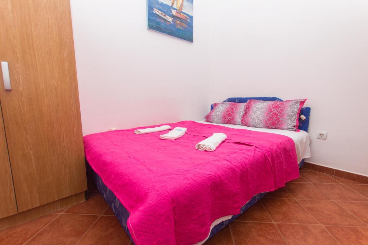 Apartments Petkovic Petrovac ภายนอก รูปภาพ