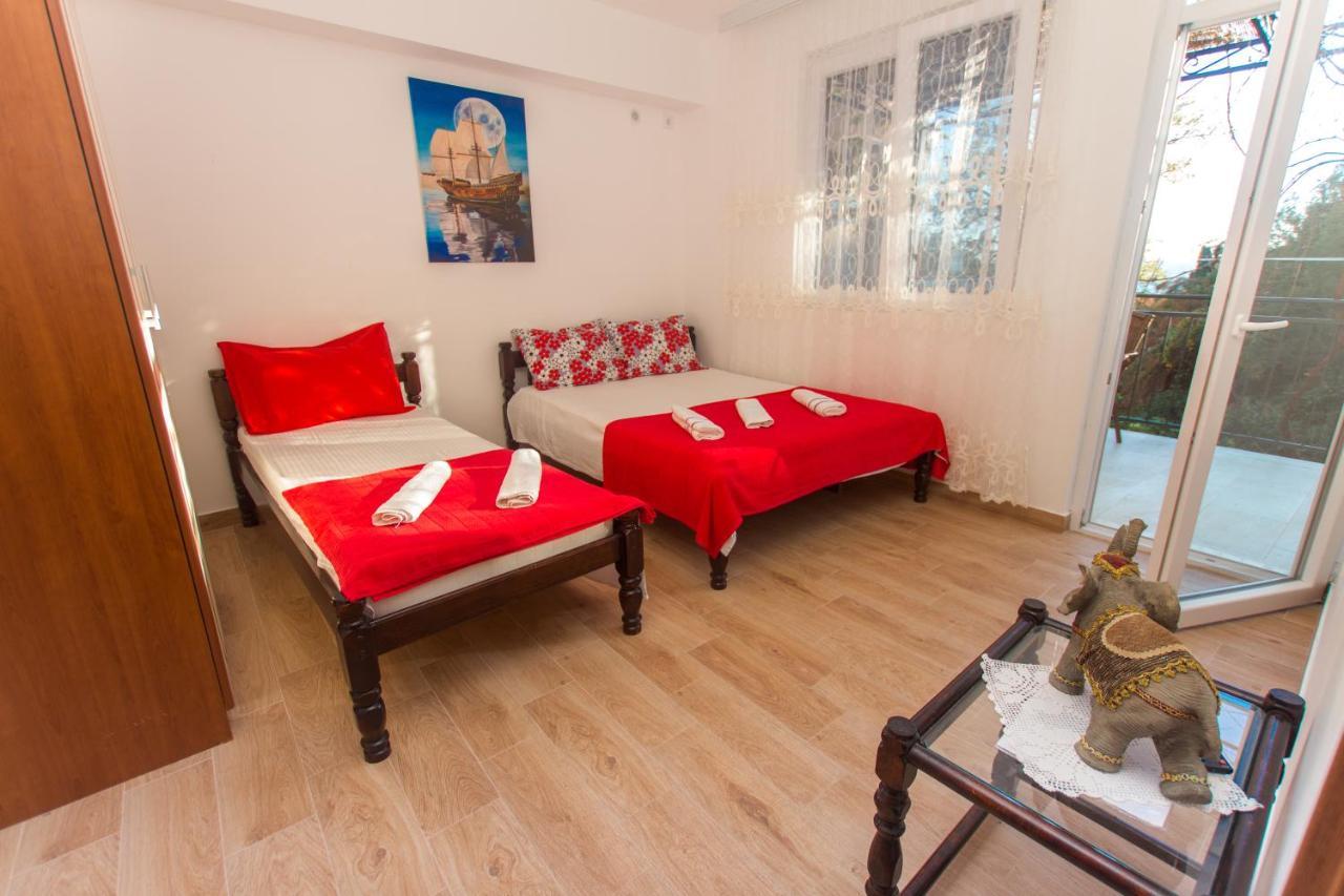 Apartments Petkovic Petrovac ภายนอก รูปภาพ