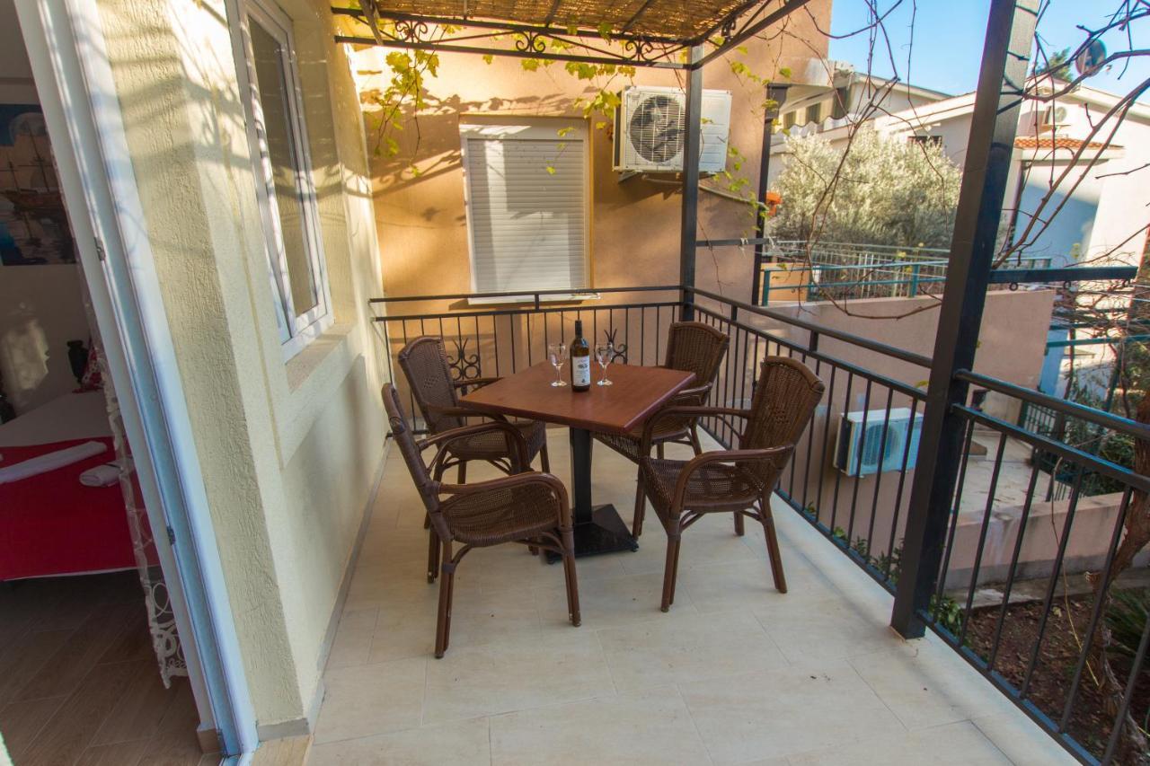 Apartments Petkovic Petrovac ภายนอก รูปภาพ
